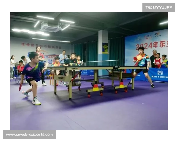 乒乓球少年组全国赛选手热身训练紧张有序展现竞技风采